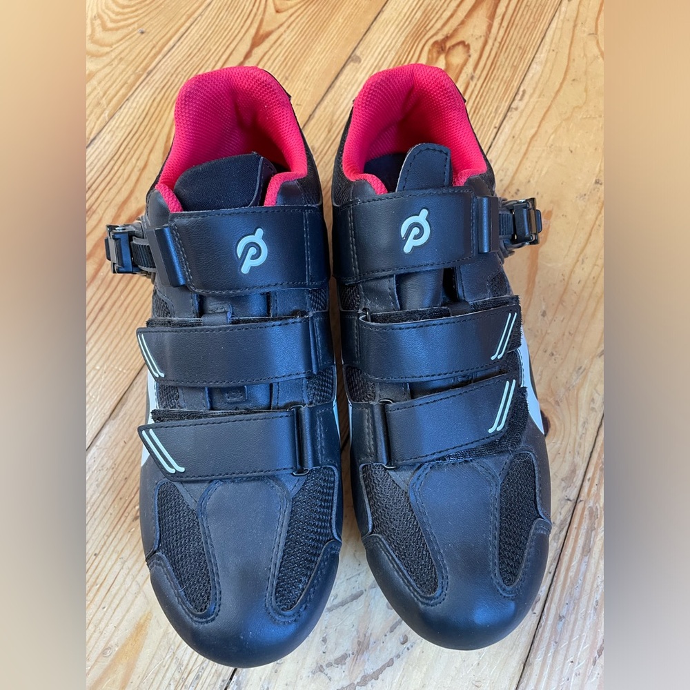 Peloton size 10 cycling shoes